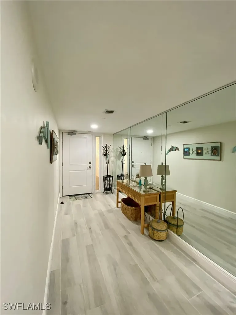 10851 Gulfshore Drive Naples FL 34108-3004