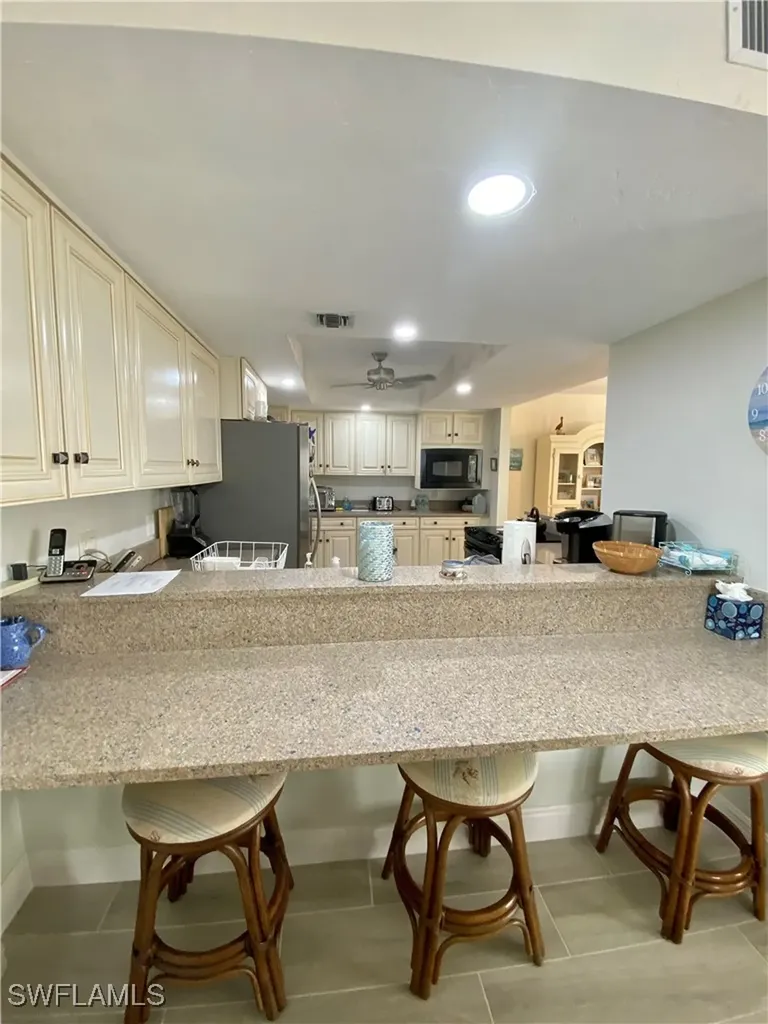 10851 Gulfshore Drive Naples FL 34108-3004