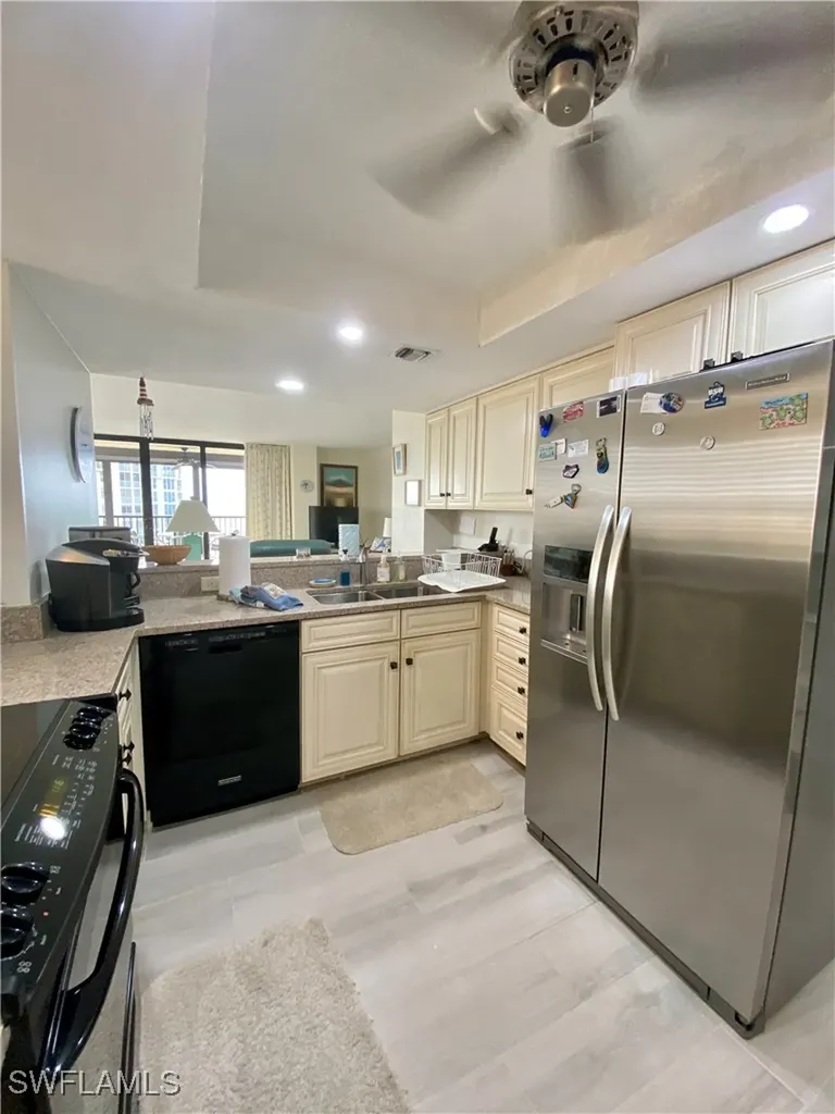 10851 Gulfshore Drive Naples FL 34108-3004