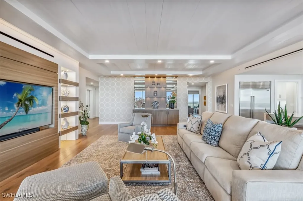 13915 Old Coast Road Naples FL 34110