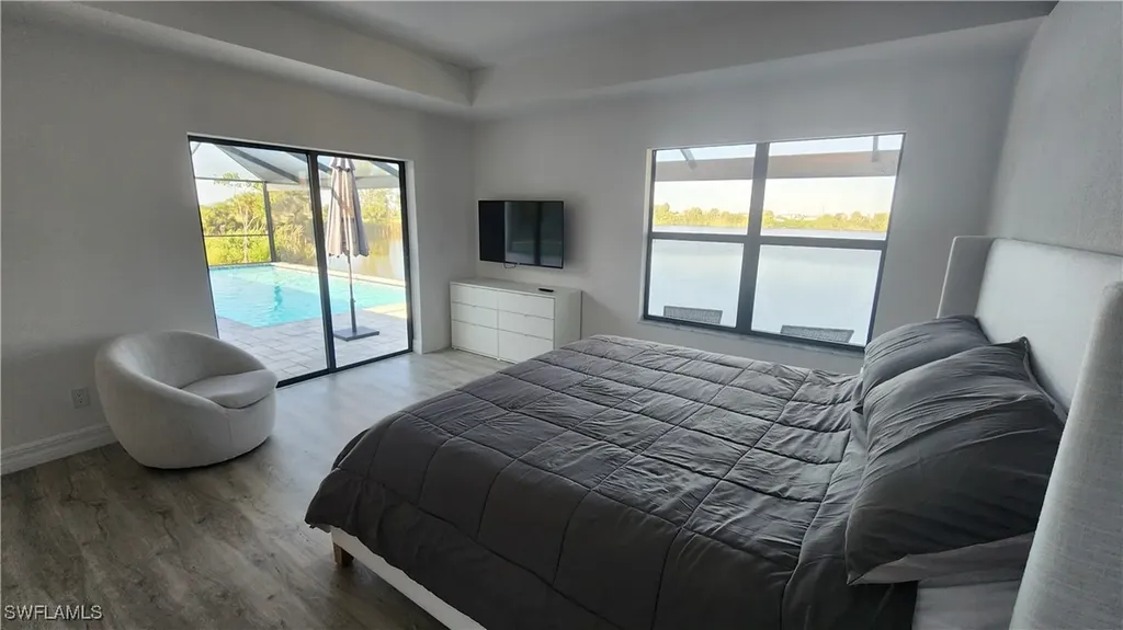 702 NW 30th Place Cape Coral FL 33993