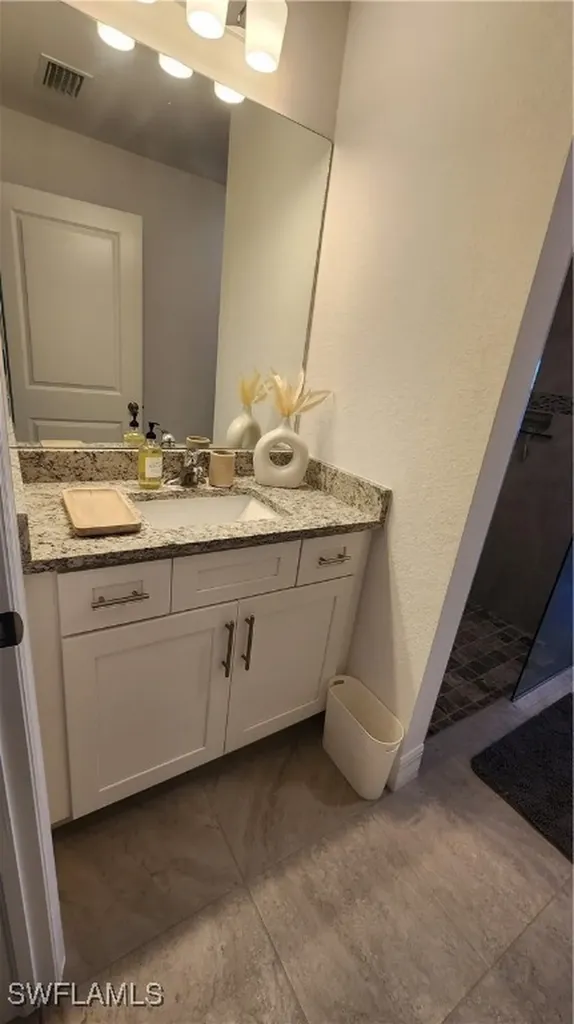 702 NW 30th Place Cape Coral FL 33993