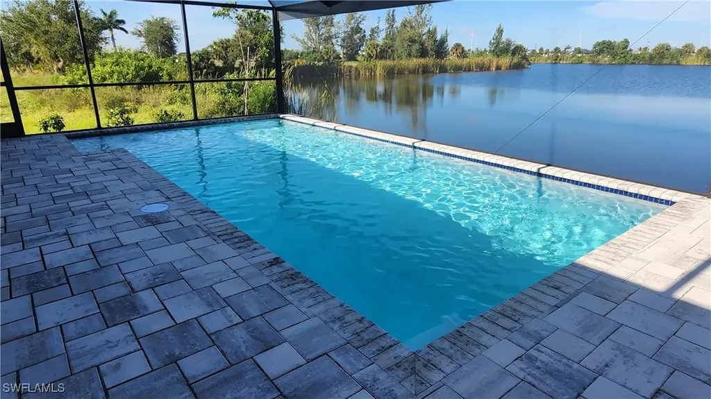 702 NW 30th Place Cape Coral FL 33993