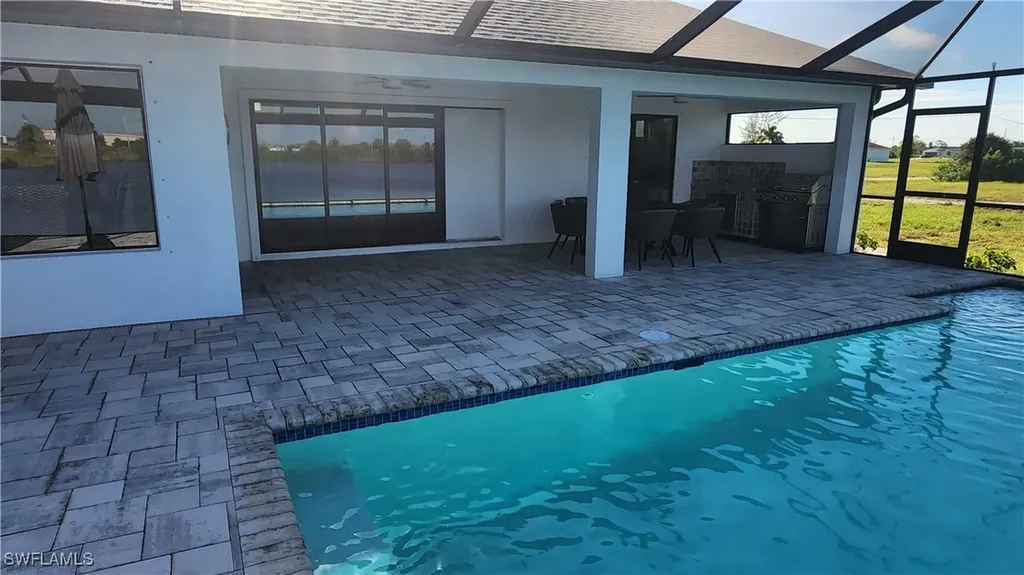 702 NW 30th Place Cape Coral FL 33993