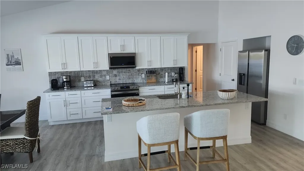 702 NW 30th Place Cape Coral FL 33993