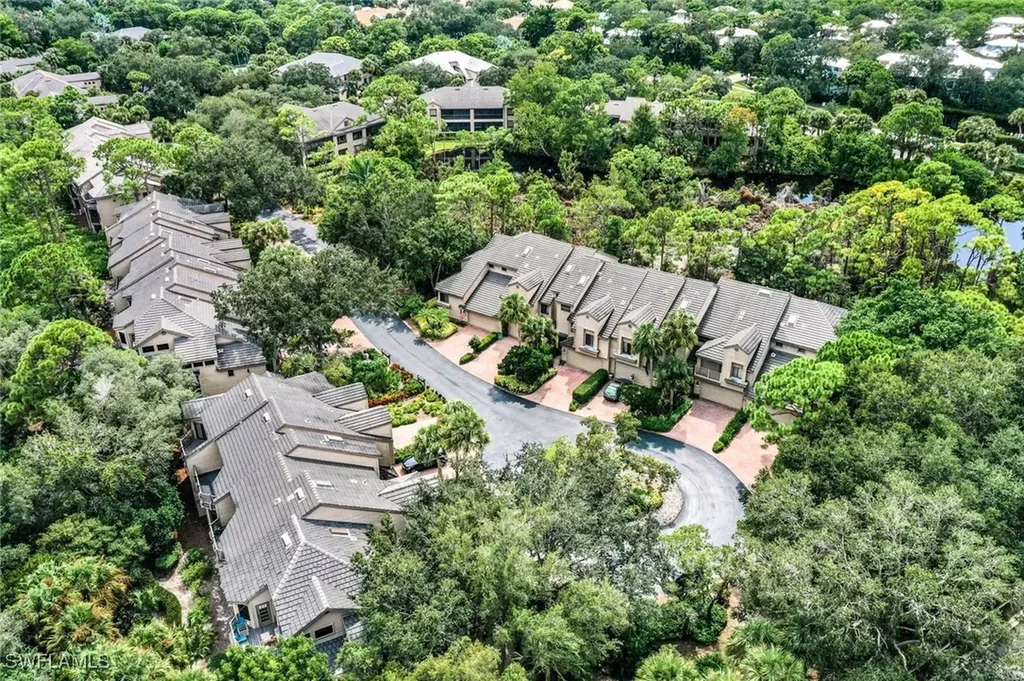 27100 Oakwood Lake Drive Bonita Springs FL 34134