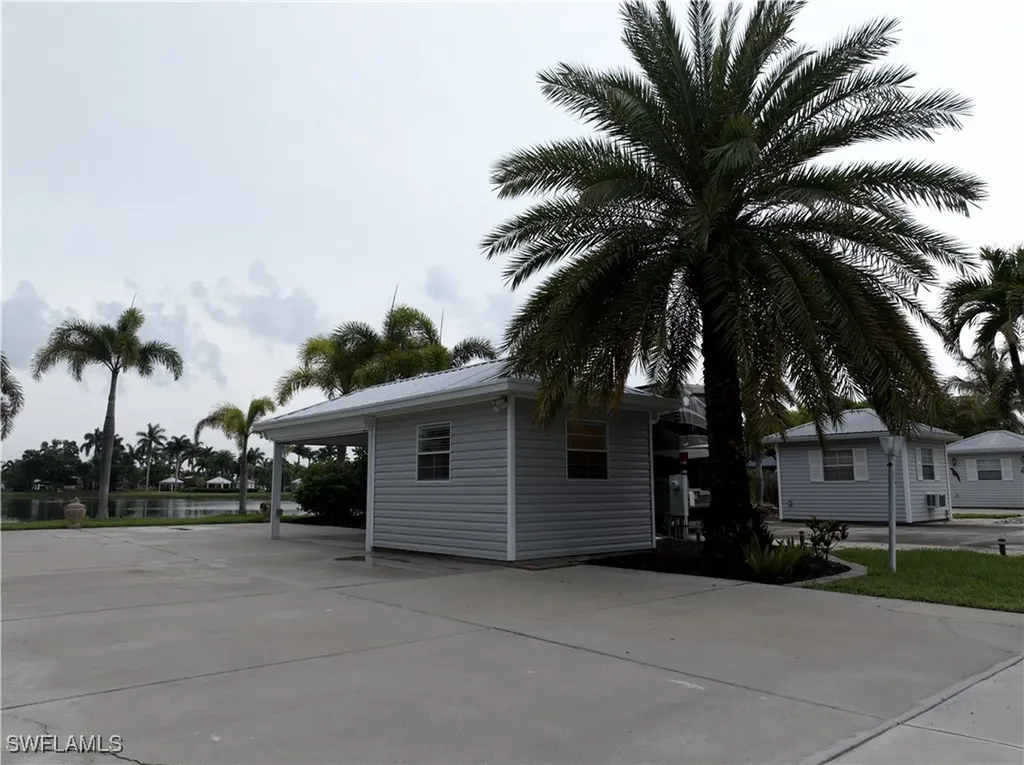 5701 Cypress Woods Resort Drive Fort Myers FL 33905