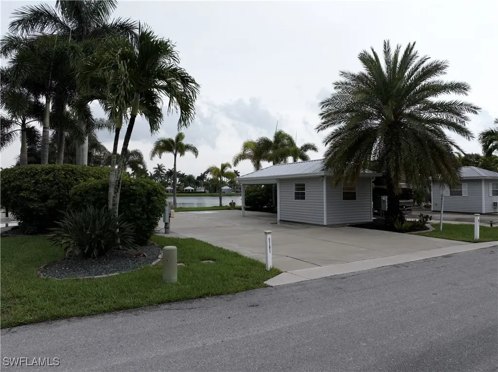5701 Cypress Woods Resort Drive Fort Myers FL 33905