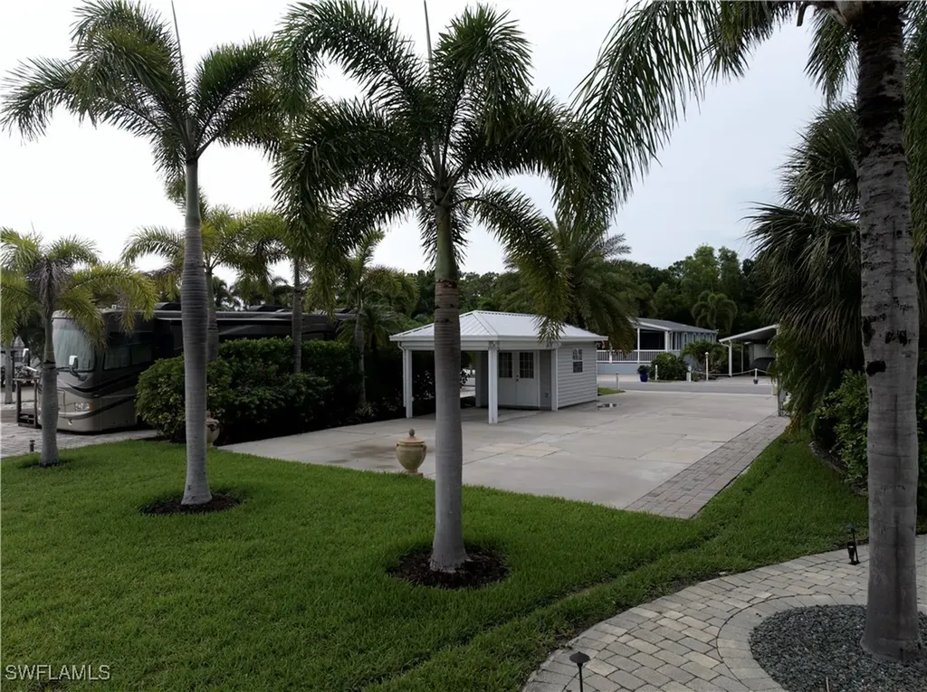 5701 Cypress Woods Resort Drive Fort Myers FL 33905