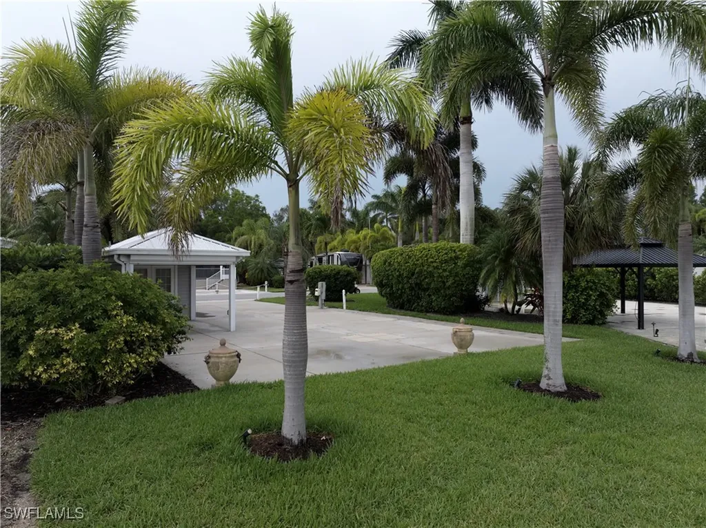 5701 Cypress Woods Resort Drive Fort Myers FL 33905