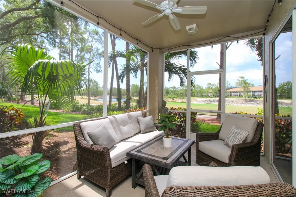 Naples FL, 8217 Parkstone Place, Unit 102
