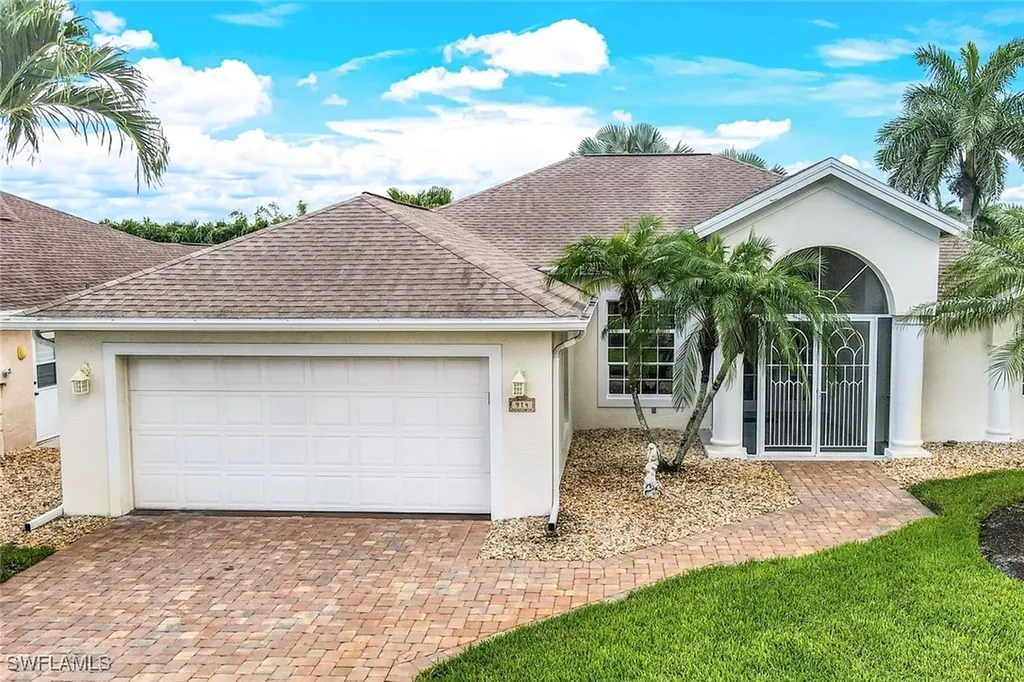 914 Marble Drive Naples FL 34104