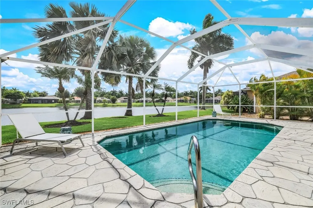 914 Marble Drive Naples FL 34104