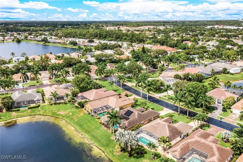 914 Marble Drive Naples FL 34104