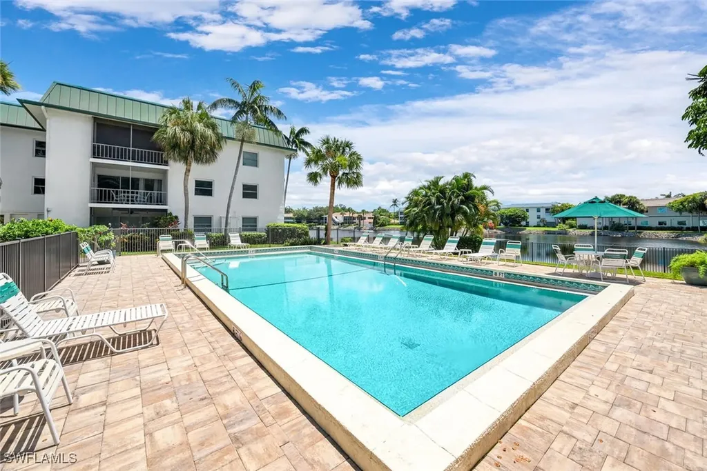 3030 Binnacle Drive Naples FL 34103