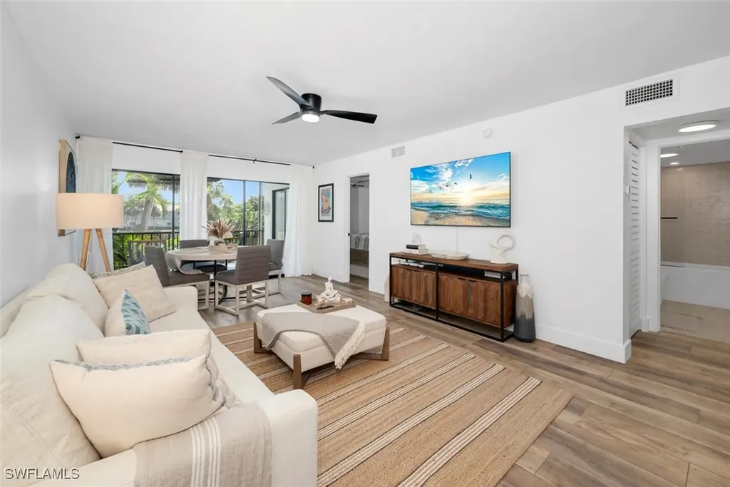 3030 Binnacle Drive Naples FL 34103