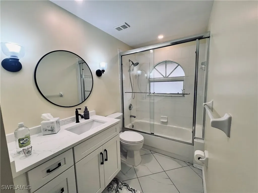 8073 Panther Trail Naples FL 34113