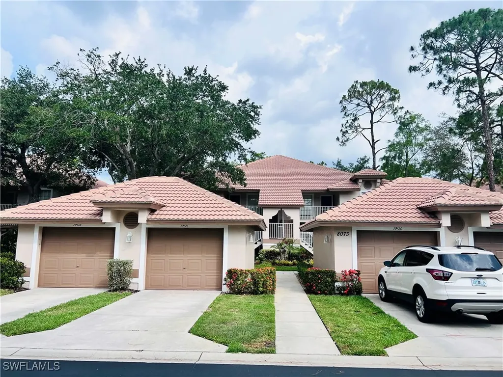 8073 Panther Trail Naples FL 34113
