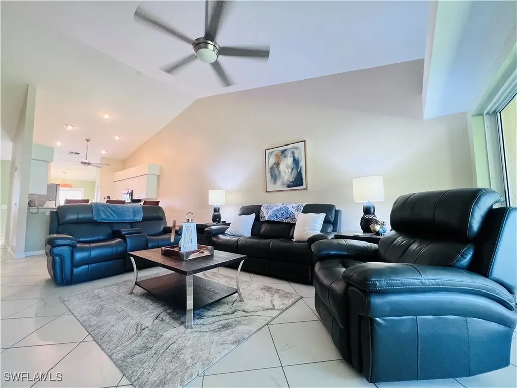 8073 Panther Trail Naples FL 34113
