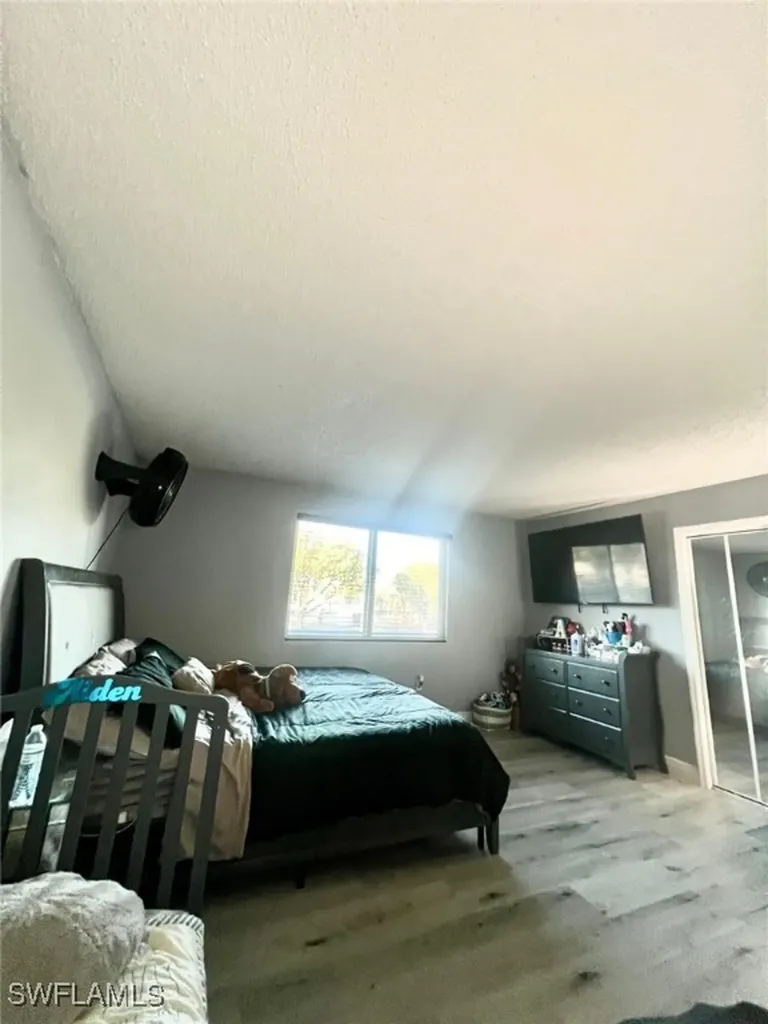 6930 Miami Gardens Drive Hialeah FL 33015