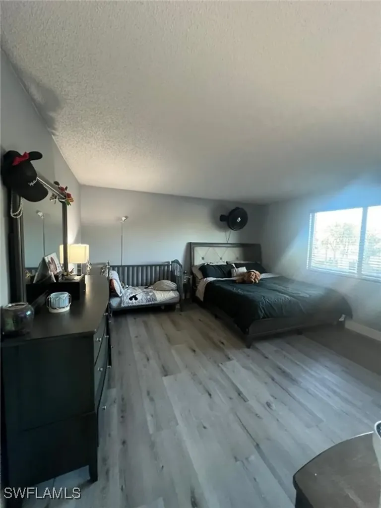 6930 Miami Gardens Drive Hialeah FL 33015