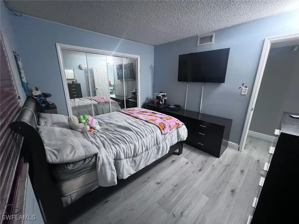 6930 Miami Gardens Drive Hialeah FL 33015