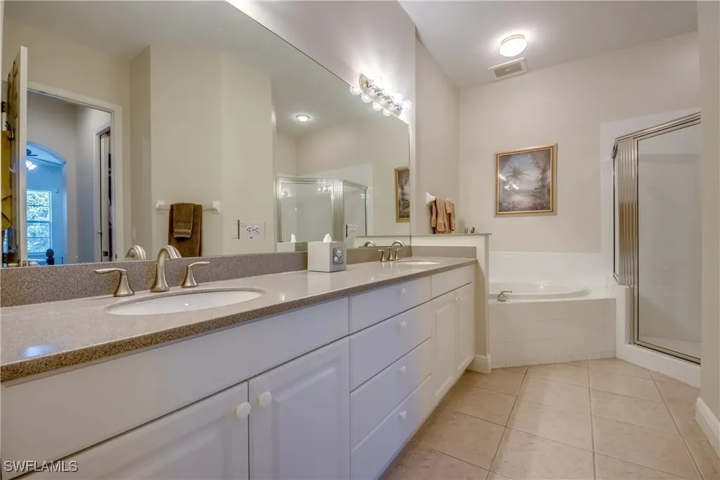 5912 Tarpon Gardens Circle Cape Coral FL 33914