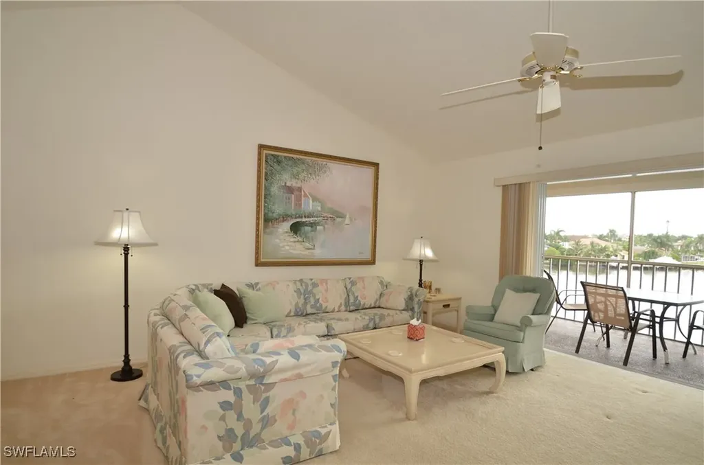 10682 Gulfshore Drive Naples FL 34108-3031