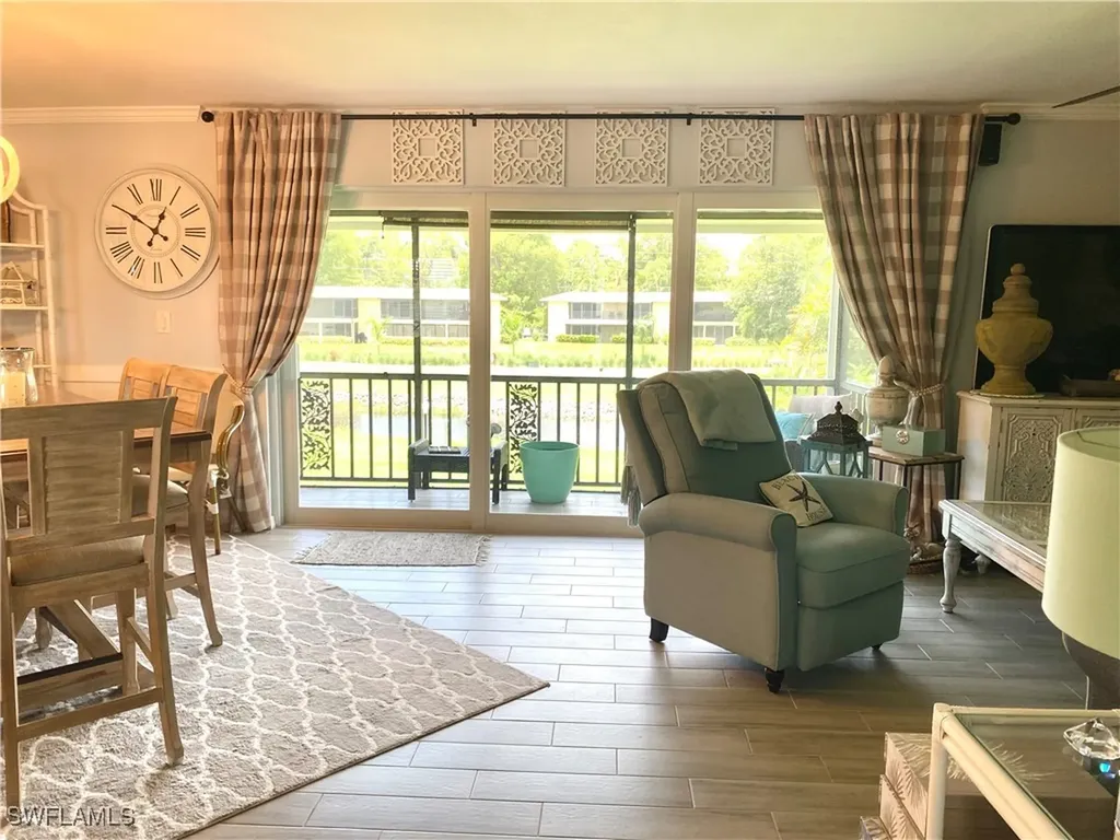 306 Palm Drive Naples FL 34112