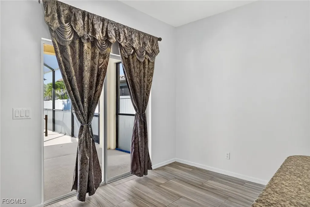 2858 Via Campania Street Fort Myers FL 33905