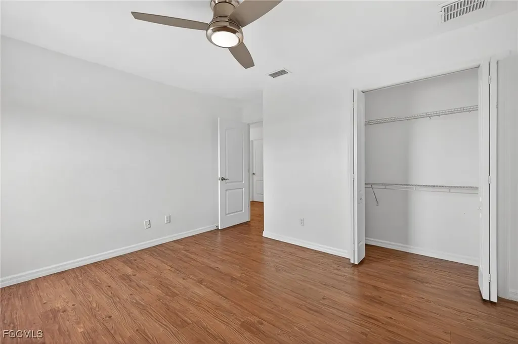 2858 Via Campania Street Fort Myers FL 33905