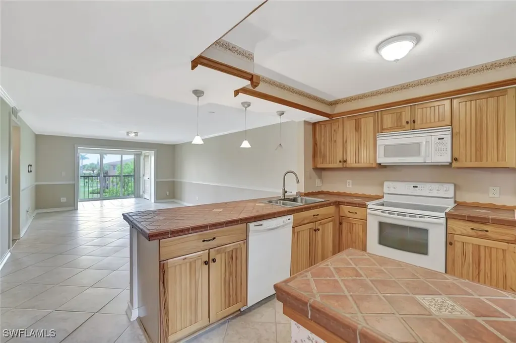 1051 Foxfire Lane Naples FL 34104