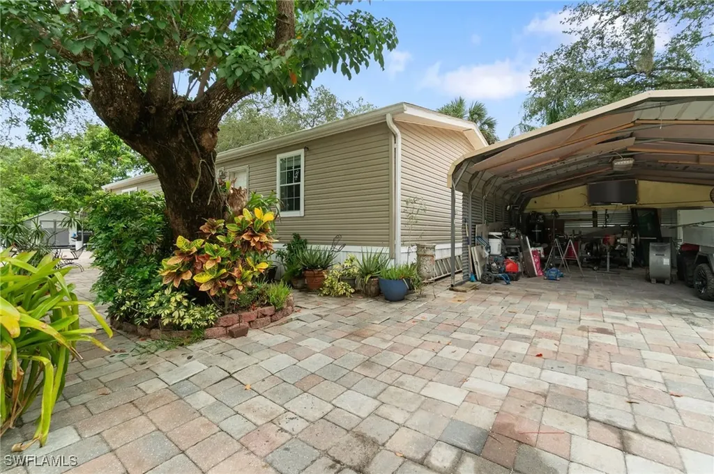 11068 New Moon Court Bonita Springs FL 34135