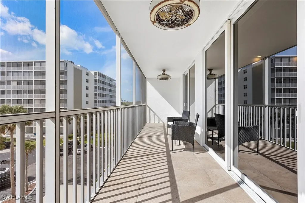 5 Bluebill Avenue Naples FL 34108