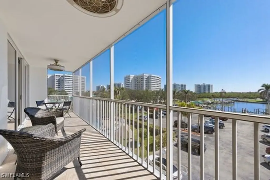 5 Bluebill Avenue Naples FL 34108