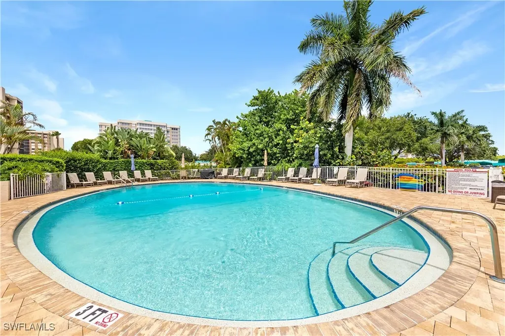 5 Bluebill Avenue Naples FL 34108