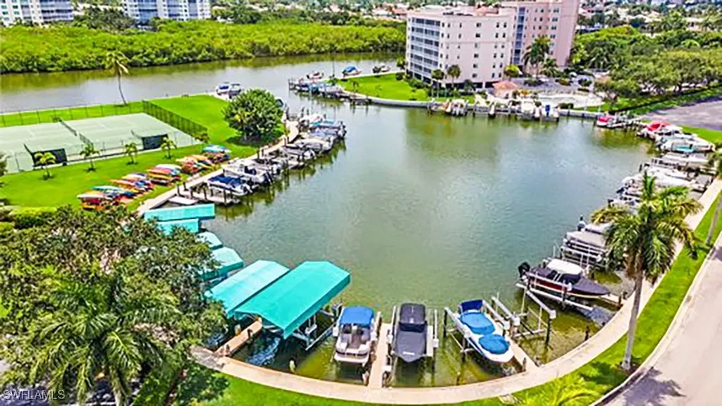 5 Bluebill Avenue Naples FL 34108