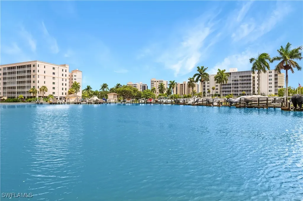 5 Bluebill Avenue Naples FL 34108