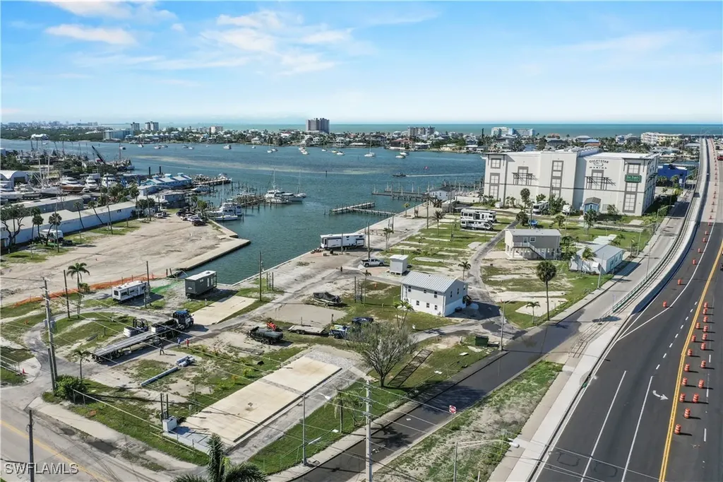 19281 #37 San Carlos Boulevard Fort Myers Beach FL 33931