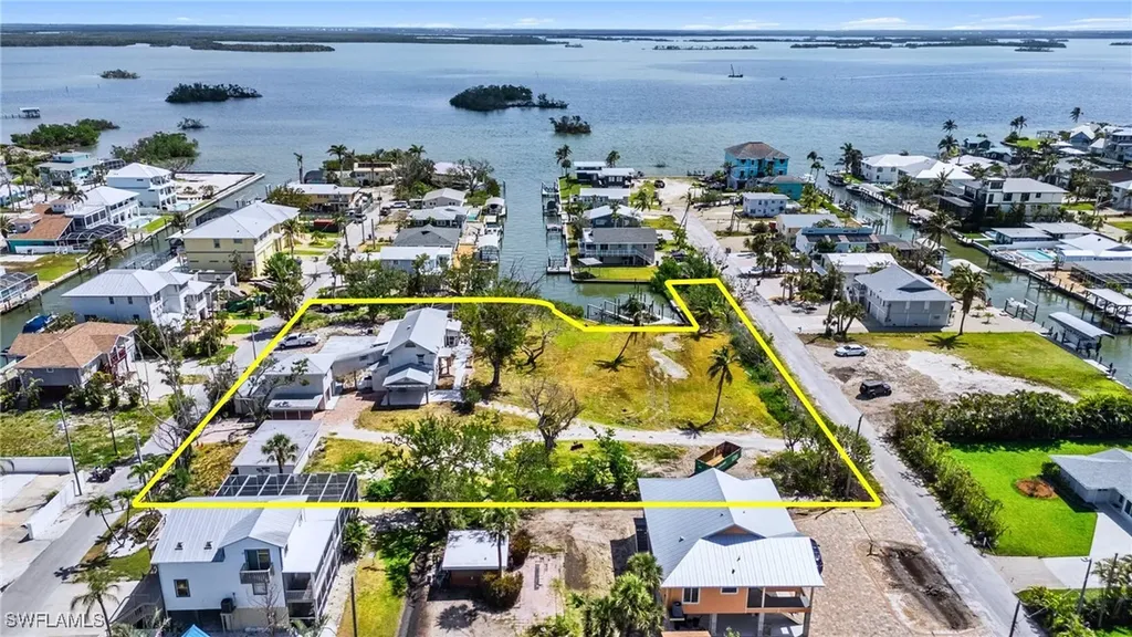 191 Bahia Viaduct Fort Myers Beach FL 33931