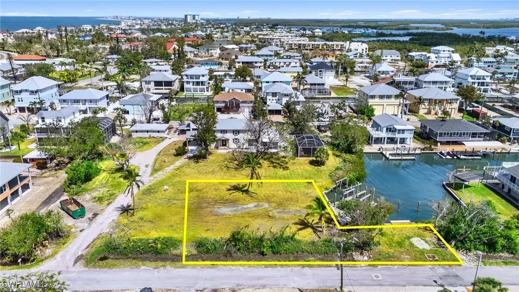 191 Bahia Viaduct Fort Myers Beach FL 33931