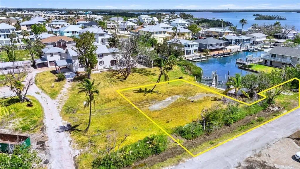 191 Bahia Viaduct Fort Myers Beach FL 33931