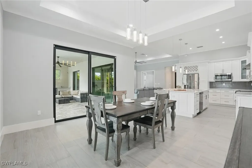 505 7th Street NW Naples FL 34120