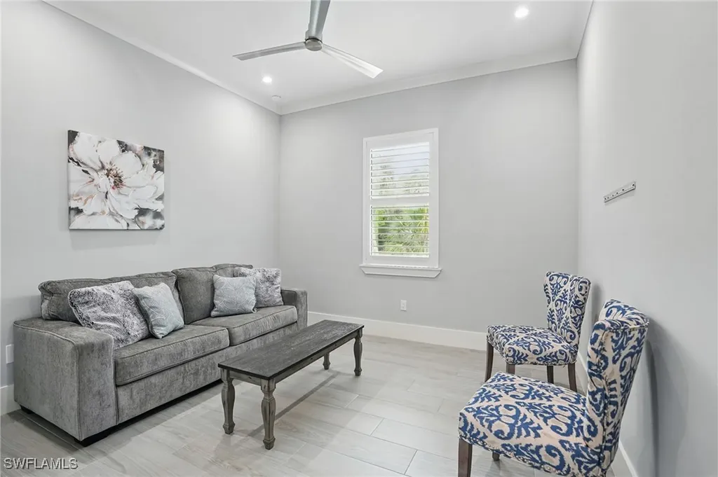 505 7th Street NW Naples FL 34120