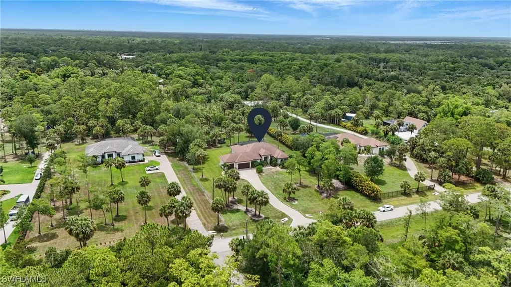 505 7th Street NW Naples FL 34120