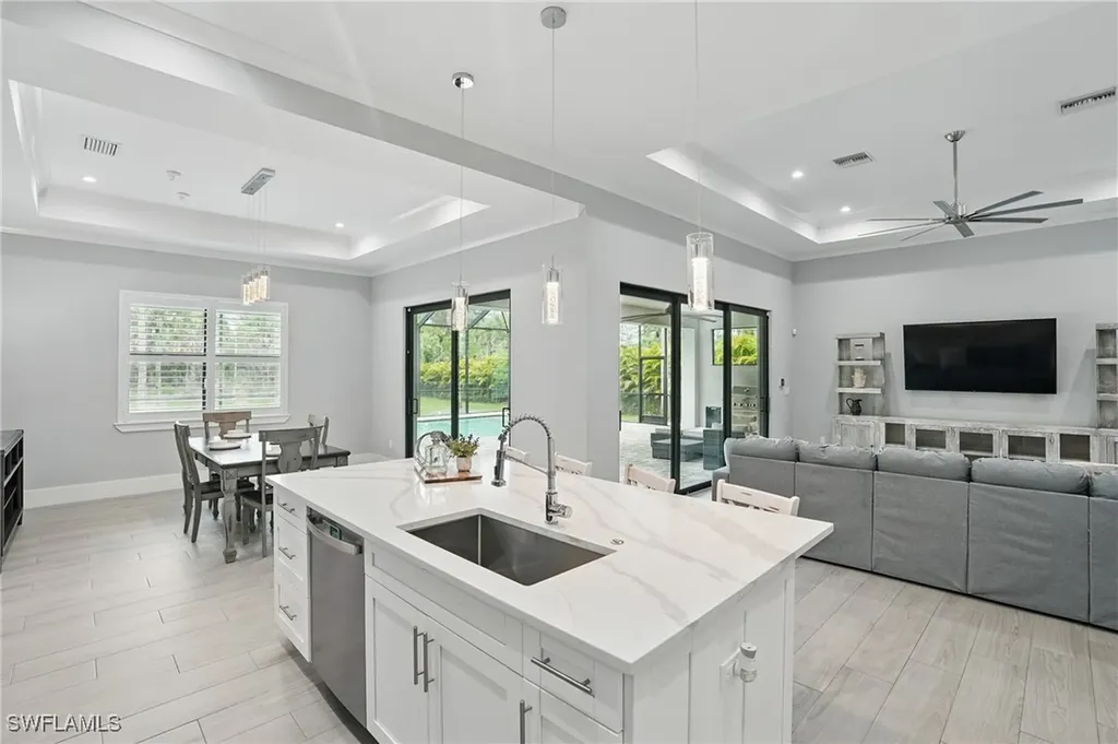 505 7th Street NW Naples FL 34120