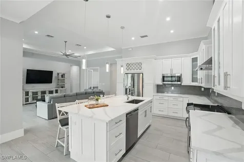 505 7TH Street NW Naples FL 34120