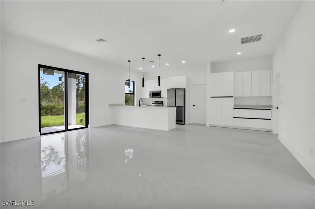 1844 Richmond Avenue N Lehigh Acres FL 33972