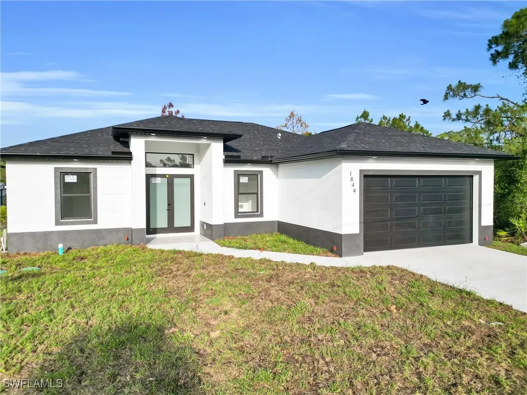 1844 Richmond Avenue N Lehigh Acres FL 33972