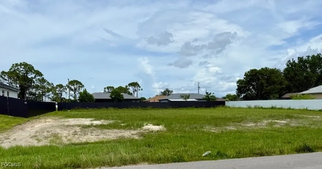 1111 NW 19th Place Cape Coral FL 33993